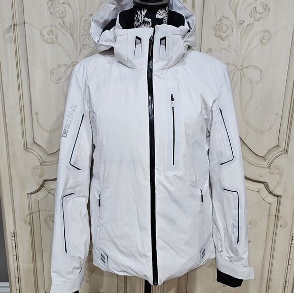 Descente Jackets & Coats Descente Like New Womens White Ski Jacket
